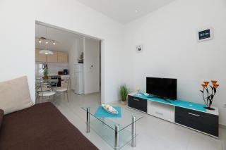 MALO Ferienvilla Privlaka, Pool, Boje, WI-FI, Wallbox - Privlaka - 1
