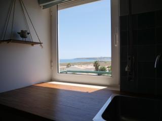 Cozy Apartment With Sea View Over Meia Praia Lagos - 4