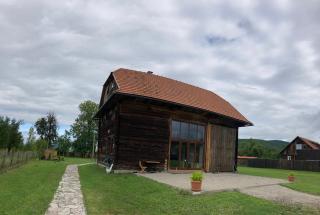 Wooden Barn - 0