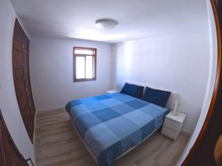 Parque Santiago I - 2 Bedroom - 1 Bathroom - Open plan living - Kitchen area - Extra large balcony - First Floor Apartment - Playa de las Américas - 3