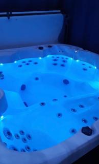 Maison centre ville Colmar Jacuzzi Jardin et climatisation - Colmar - 6
