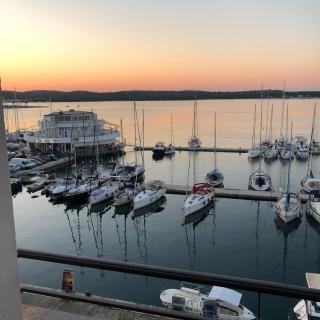 Pula Center Seaview Apartment - 9