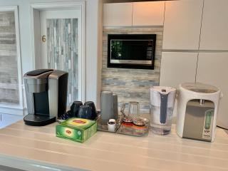 One Bedroom queen bed Sharing Washroom in Tiger Sweet House License## - 1