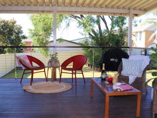 Fingal Beach Shack - Fingal Bay - 3