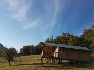 La Ferme de Clareau- Glamp'In Lodge Nature -Tentes safari- Chambres d'hôtes sous la Toile - La Motte-Chalançon - 2