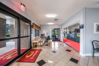 Econo Lodge Inn & Suites Huntsville University Area - 6