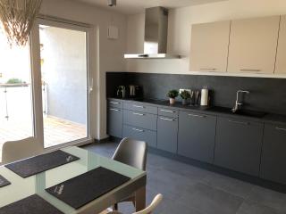 Cosy house of Art - 2