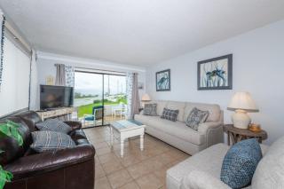 Lovely 2 Bedroom Beachfront Condo - Flagler Beach - 3