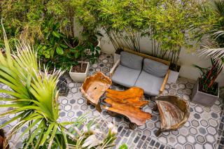 Numero Uno Beach House - 4