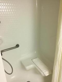 Super 8 by Wyndham College Station - 1