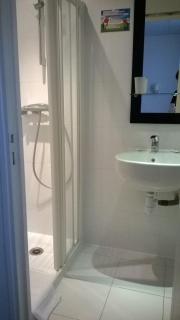 Hipotel Lilas Gambetta - Paris - 8