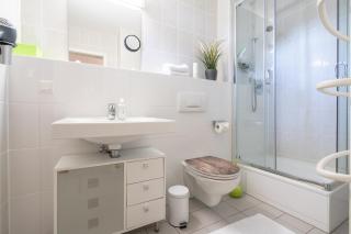 Feriendorf Rugana - Komfortplus Ferienwohnung mit 1 Schlafzimmern und Terrasse C39 - 6