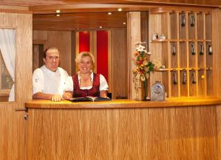 Hotel Restaurant Frühlingsgarten - Füssen - 5