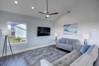 The Beach House AVEH519 - 9