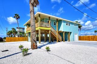 The Beach House AVEH519 - 7