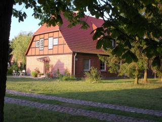 Ferienwohnung-1-im-Landhaus-am-Wildpark-Boek - 9