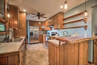 Yellow Mountain Blairsville Cabin with Scenic Deck - 4