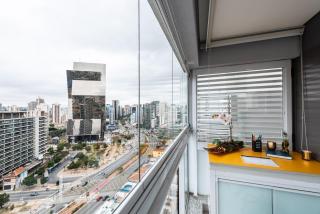"Book Your Stay at Homelike Faria Lima in Pinheiros Stunning City Views Pool and Parking by Okaeri Home - São Paulo - 4