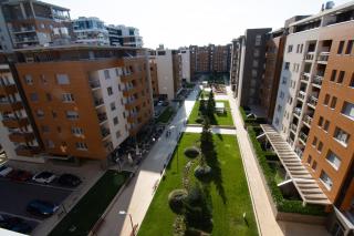 A Blok New Modern - Free garage parking, comfortable, quiet with a park view - Belgrade - 2