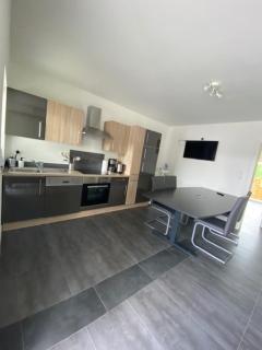 3 Mehrbettzimmer, Küche, Bad für Arbeiter und Monteure in Gau-Weinheim - Gau-Weinheim - 7