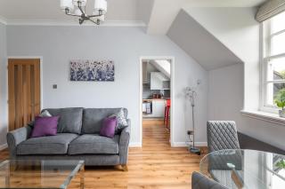 14 Feversham House · Stylish 1-Bed Apartment with York Minster Views - Pass The Keys - 3
