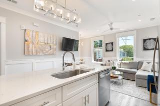The Jasmine Suite at 124 Spring - Charleston - 2
