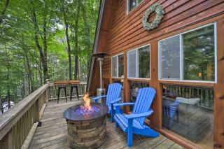 1 Mi to Beech Mtn! Family Retreat w/ Hot Tub - Beech Mountain - 1