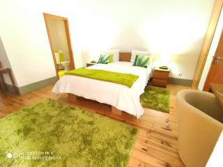 Modern Apartment in Guimarães, 50 m², Balcony - Guimarães - 9