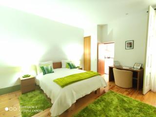 Modern Apartment in Guimarães, 50 m², Balcony - Guimarães - 7