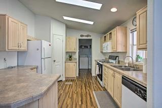 Sedona Home with View, Half-Mi to Chimney Rock! - 5