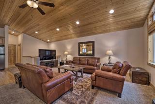 Near Donner Lake and Skiing Soda Springs Cabin! - 3