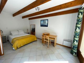 Les trois cèdres - Saint-ouen-dʼAunis - 3