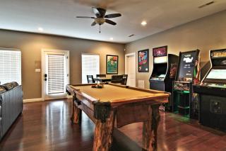 Pet-Friendly Smoky Mountain Retreat with Game Room! - 1