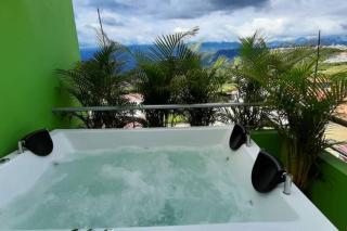 Penthouse SPA Jacuzzi y Sauna Privado - La Mesa - 9