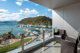 Oxleys Penthouse 506 - 8