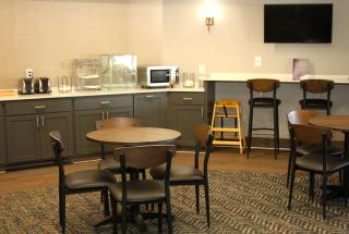 AmericInn by Wyndham Wadena - Wadena - 1
