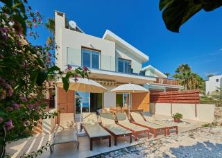 Villa Azura Sunrise by Ezoria Villas - Coral Bay - 4