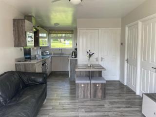 JJs Lodge Holiday Home 14 The Park Bude - Kilkhampton - 8