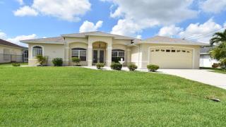 Timeout -south facing terrace with large pool - Cape Coral - 4