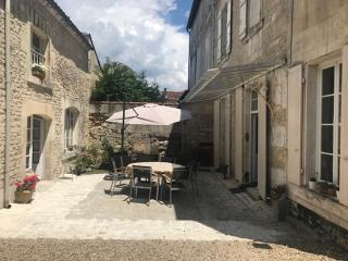 Maison de ville #toutfaireapied #proche gare - Cognac - 4