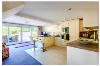 Adorable 2 bedroom countryside guesthouse - Broom - 5