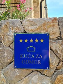 Villa LuLu kamena villa s maslinikom otok Krk Dobrinj selo Gostinjac - 6