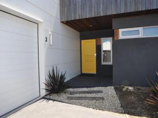 Sunnyside - Surf Side, Linen and Wifi included - Inverloch - 9