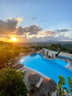 Arolithos Traditional Village Hotel - Tílisos - 0