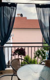 Lastochka.mne apartments - Baošići - 1