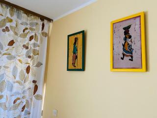 Sunny Parkside Apartment - 1