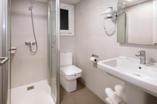 Rentalmar Salou Playa Family Suites & Pool - Salou - 2