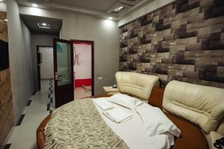 GOLDEN SECONDS Hotel - 7