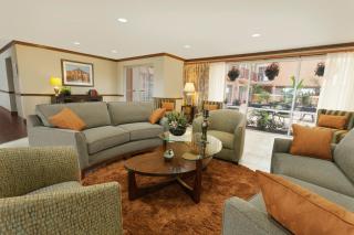 Best Western Plus Atrium Inn - 8