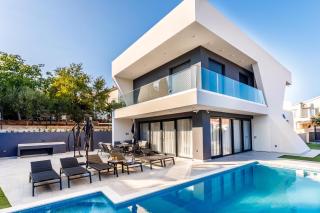 Villa Skyline- near beach and city center with heated pool - Rogoznica - 6